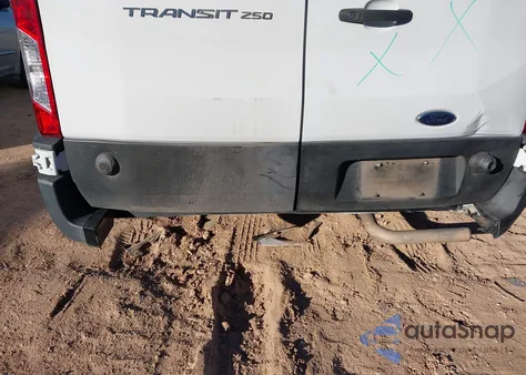 2020 Ford Transit-250 z USA, uszkodzony, nr VIN 1FTBR1C89LKA13862